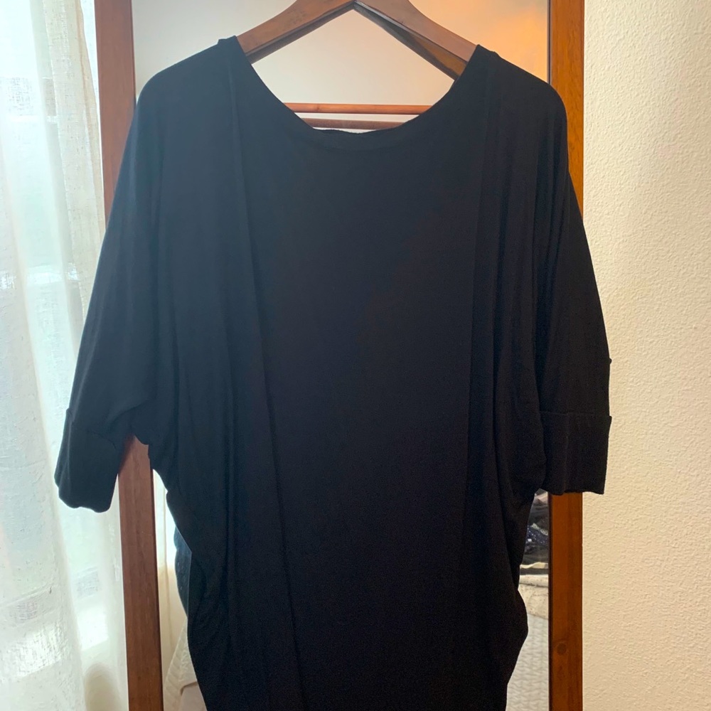 Back elbow length sleeve blouse
